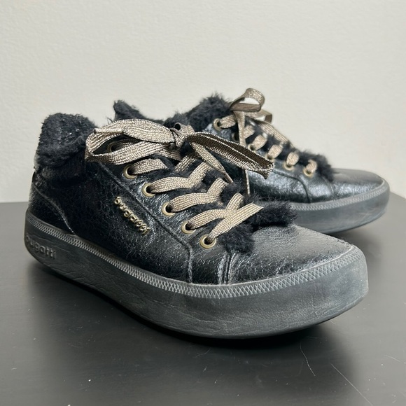 Bugatti Kelli Faux Fur-Lined Platform Sneakers Black w Gold Details Size 6.5 - Picture 2 of 12